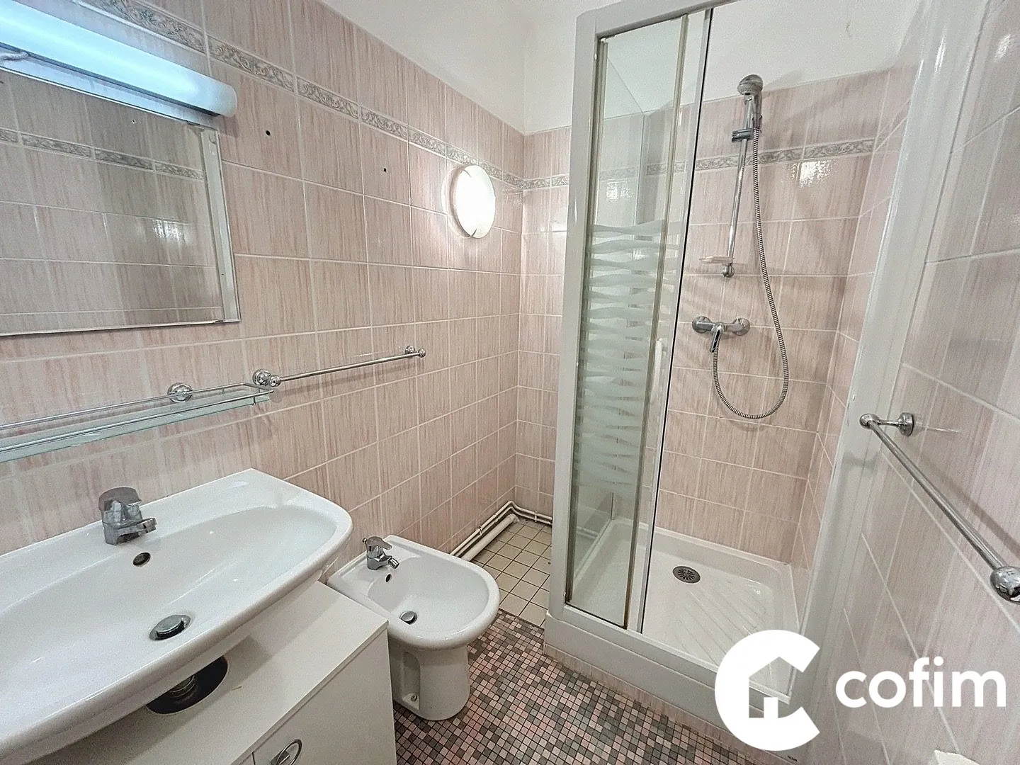 Maison mitoyenne de 93 m² avec jardin et balcon exposé sud à Bagnères-de-Bigorre 
