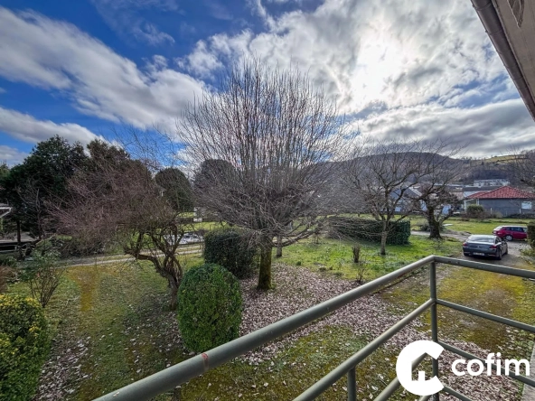 Maison mitoyenne de 93 m² avec jardin et balcon exposé sud à Bagnères-de-Bigorre
