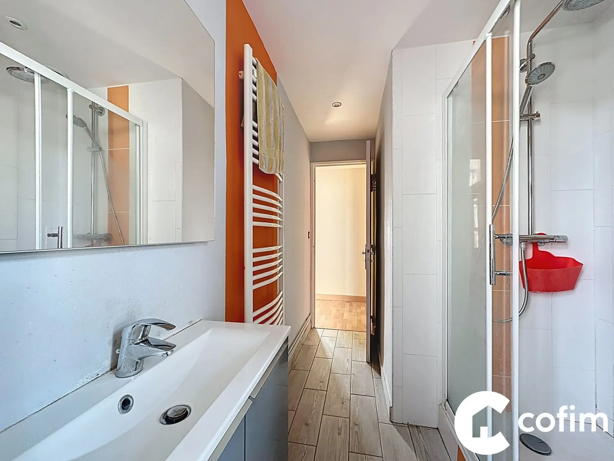 Appartement T4 à Jurançon avec balcon, cave et garage, idéalement situé 