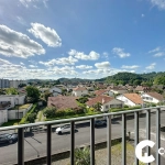 Appartement T4 à Jurançon avec balcon, cave et garage, idéalement situé