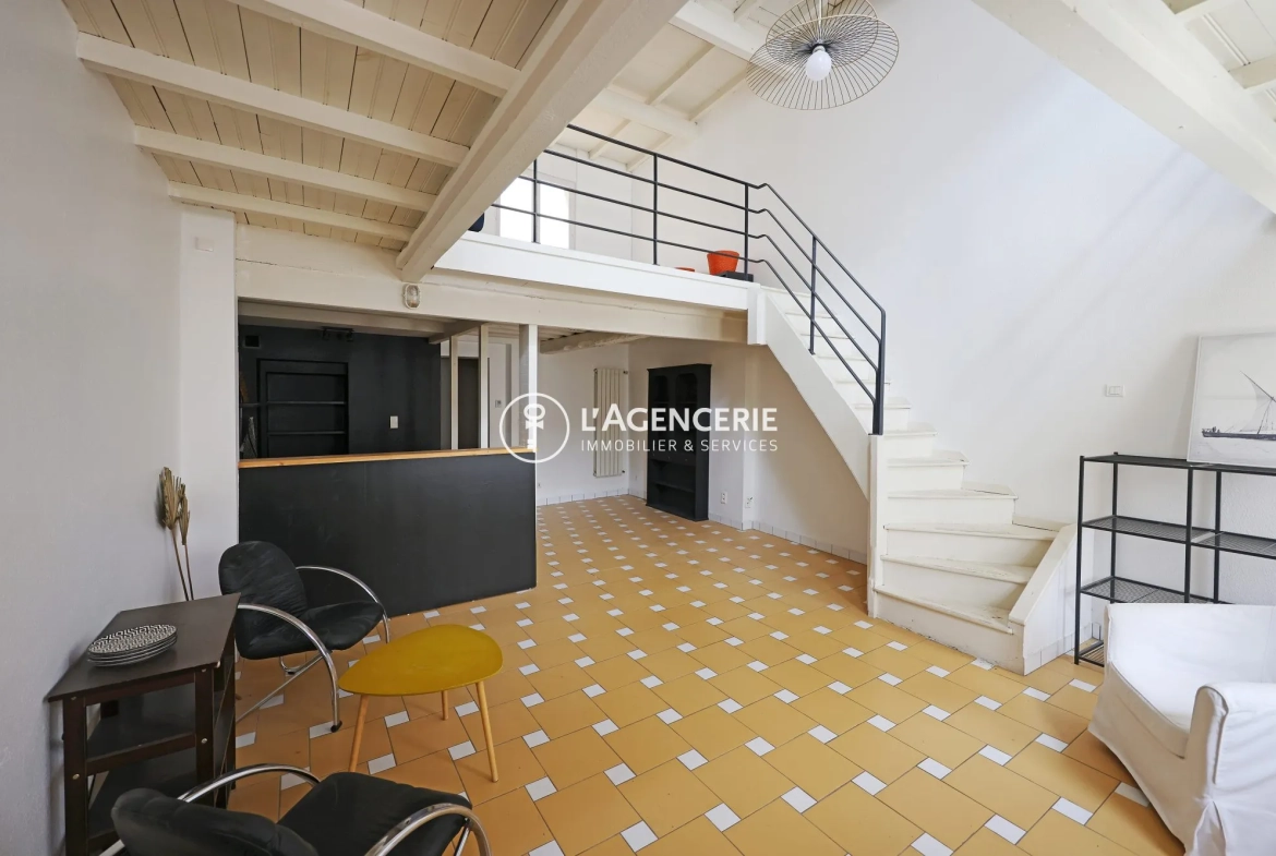 Belle maison de ville avec patio au centre d'Albi, proche de la place du Vigan 