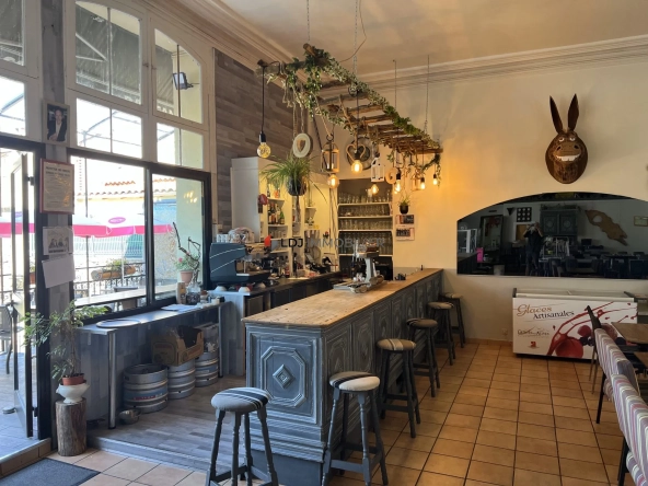 Fonds de commerce à vendre à Saint-Laurent-de-Cerdans, activité restauration et pizzeria
