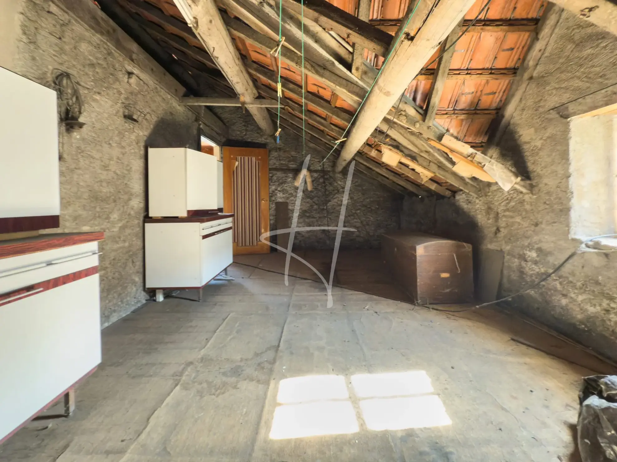 Maison à rénover avec grand jardin à Hayange - Opportunité à saisir 