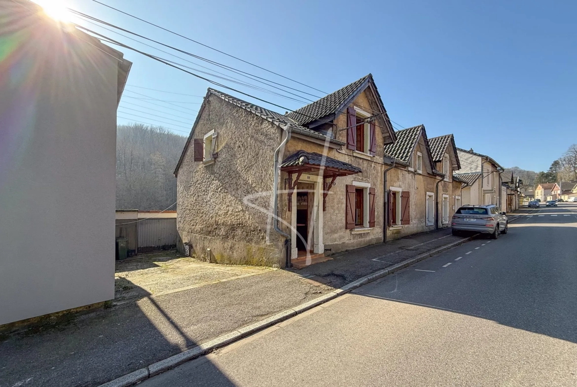Maison à rénover avec grand jardin à Hayange - Opportunité à saisir 