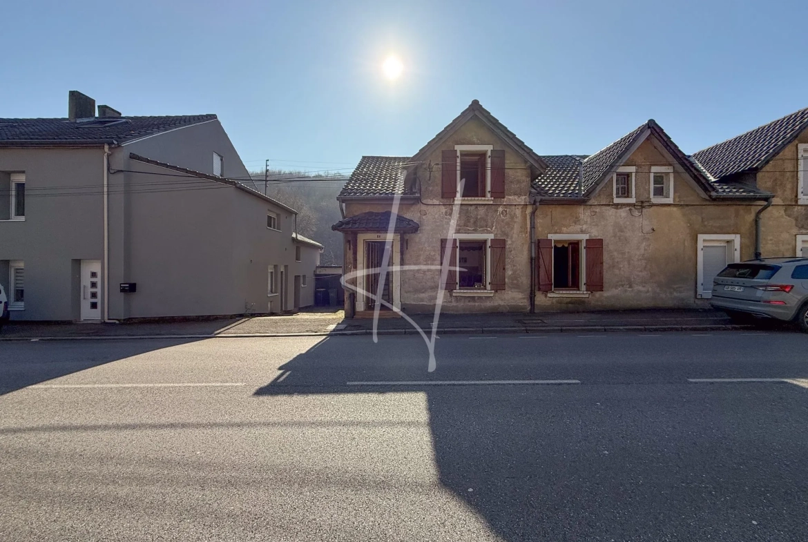 Maison à rénover avec grand jardin à Hayange - Opportunité à saisir 