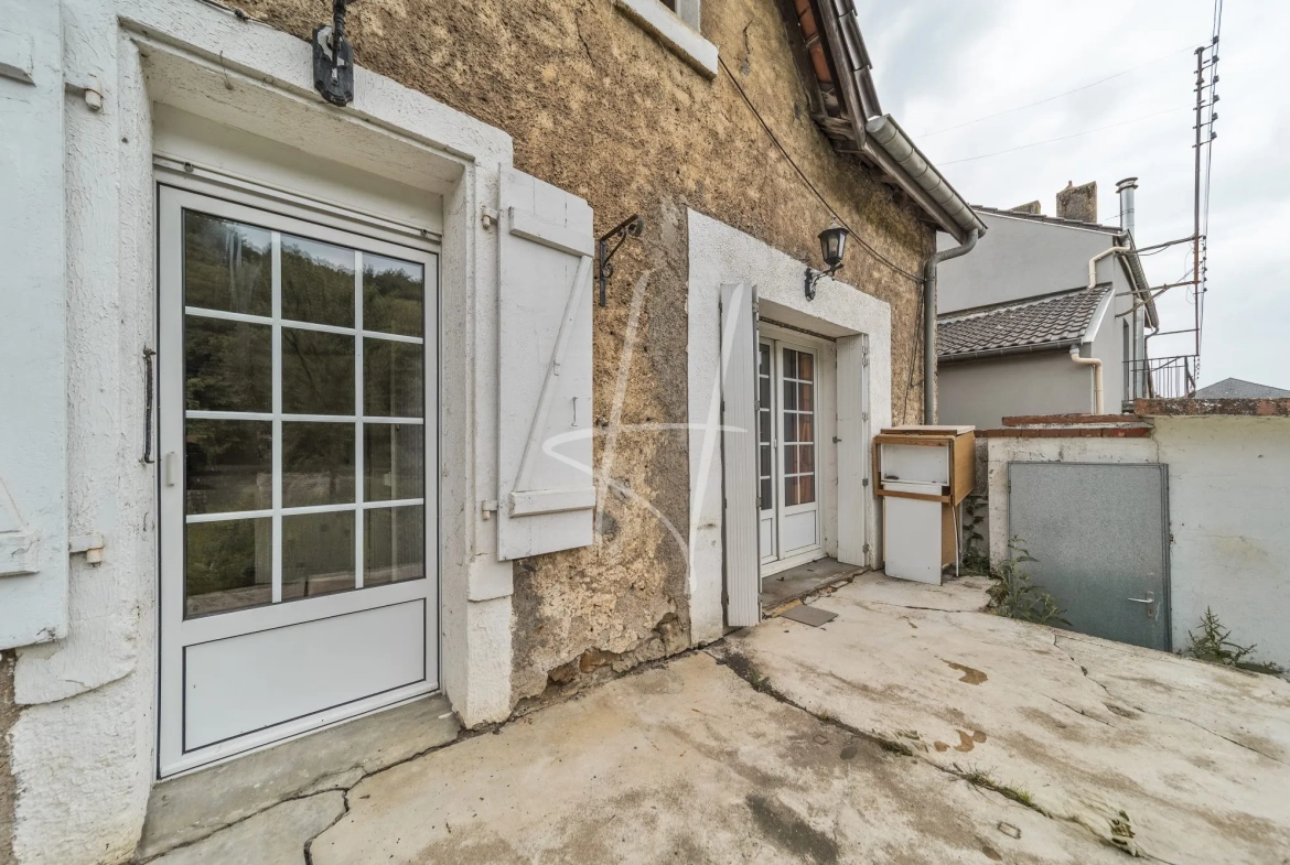 Maison à rénover avec grand jardin à Hayange - Opportunité à saisir 
