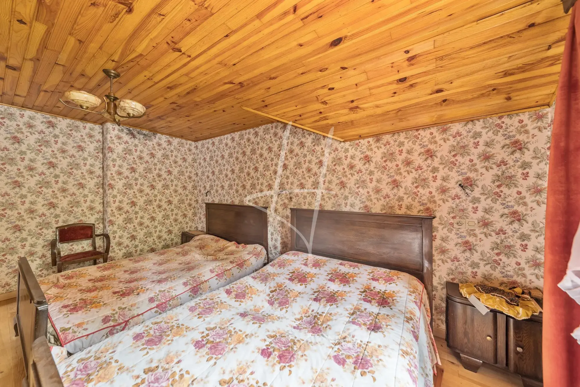 Maison à rénover avec grand jardin à Hayange - Opportunité à saisir 