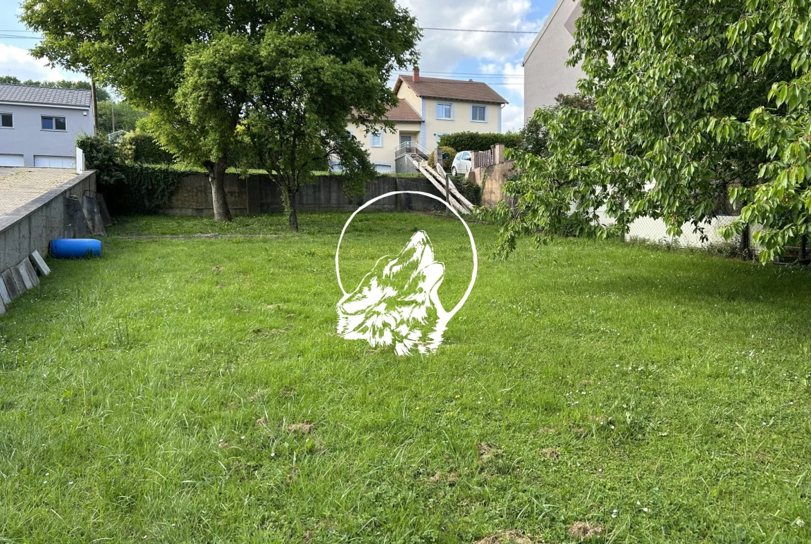 Terrain constructible à Haute-Vigneulles - 1195 m², emplacement calme et potentiel idéal 