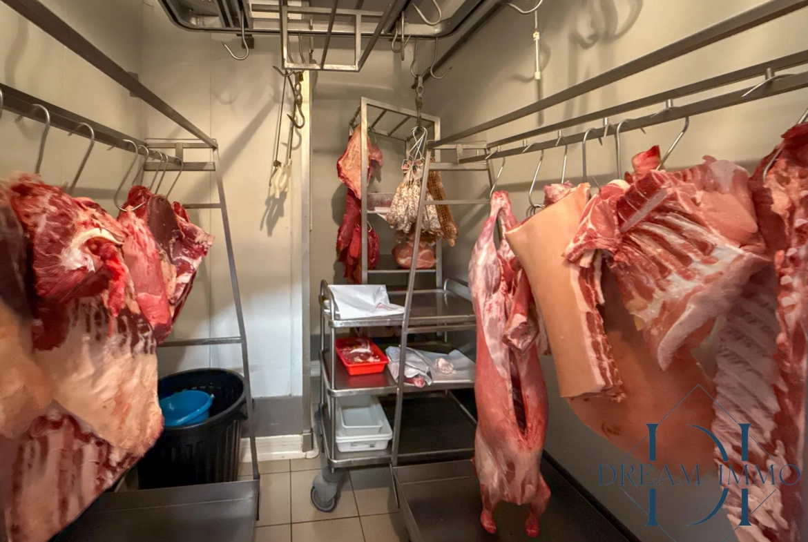 Fonds de commerce boucherie dans la Halle Brauhauban à Tarbes 
