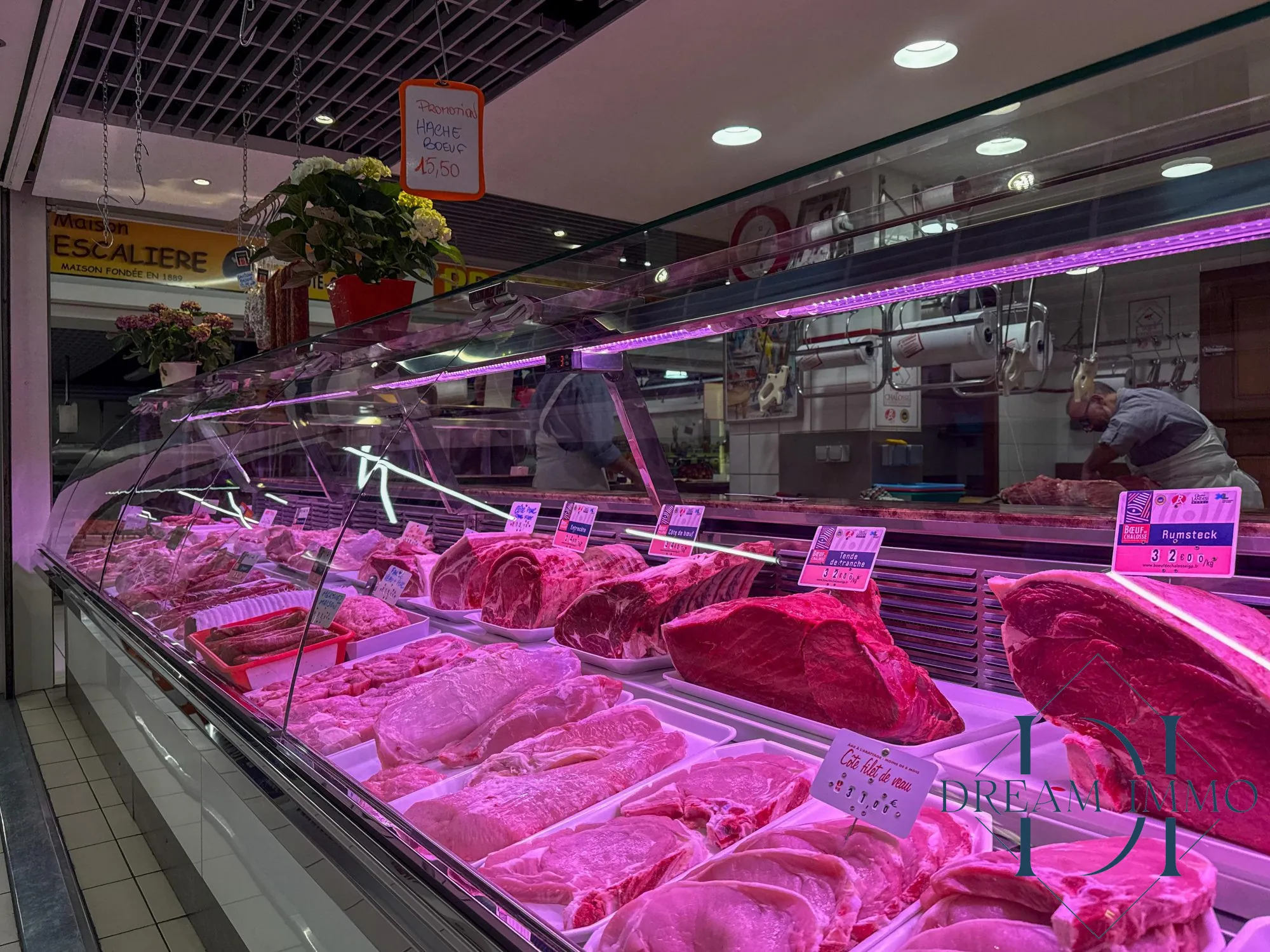 Fonds de commerce boucherie dans la Halle Brauhauban à Tarbes 