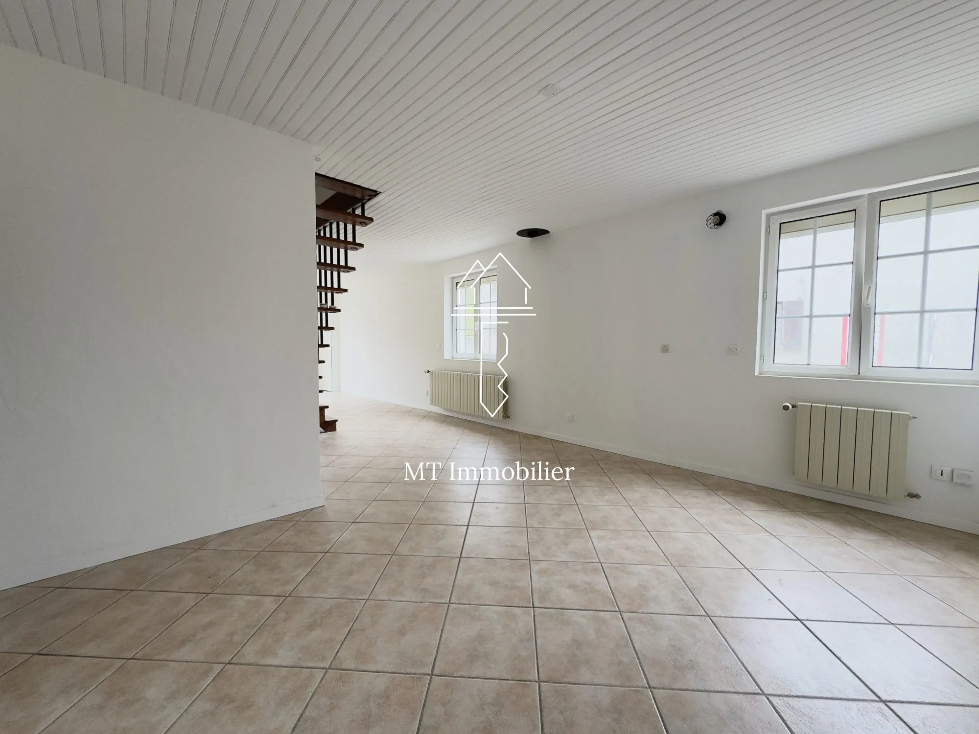 Maison de 117 m² à Longvilliers proche Montreuil sur Mer avec garage et terrain 