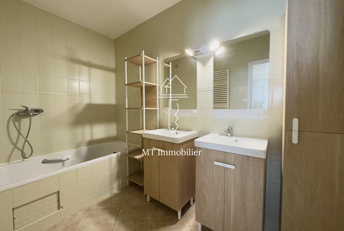 Maison de 117 m² à Longvilliers proche Montreuil sur Mer avec garage et terrain 
