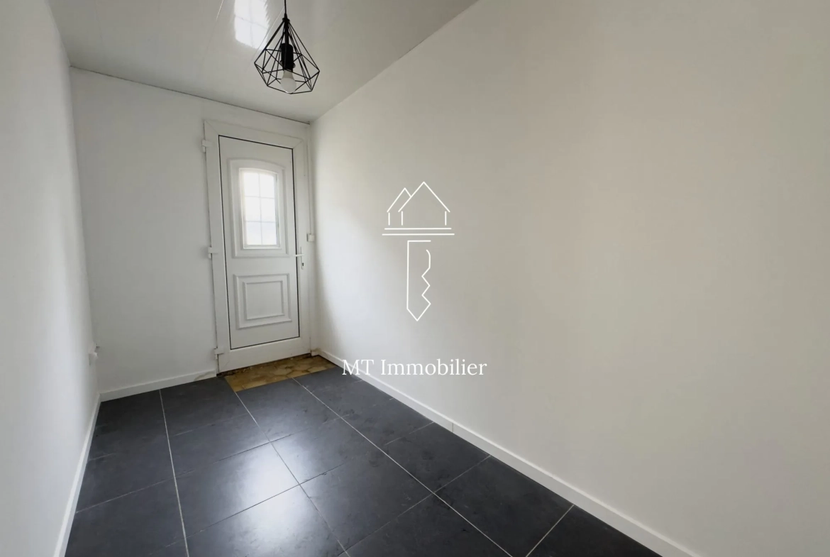 Maison de 117 m² à Longvilliers proche Montreuil sur Mer avec garage et terrain 