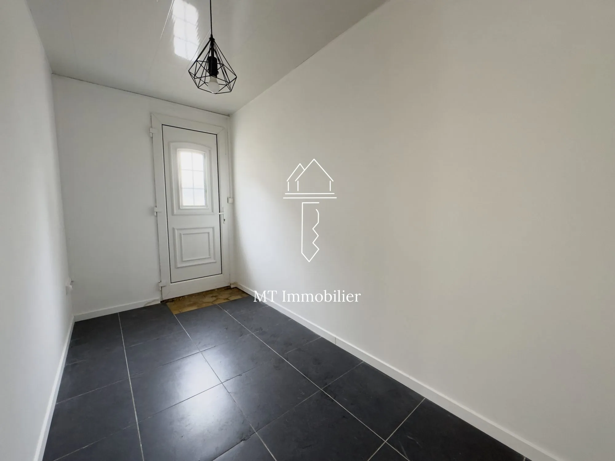 Maison de 117 m² à Longvilliers proche Montreuil sur Mer avec garage et terrain 