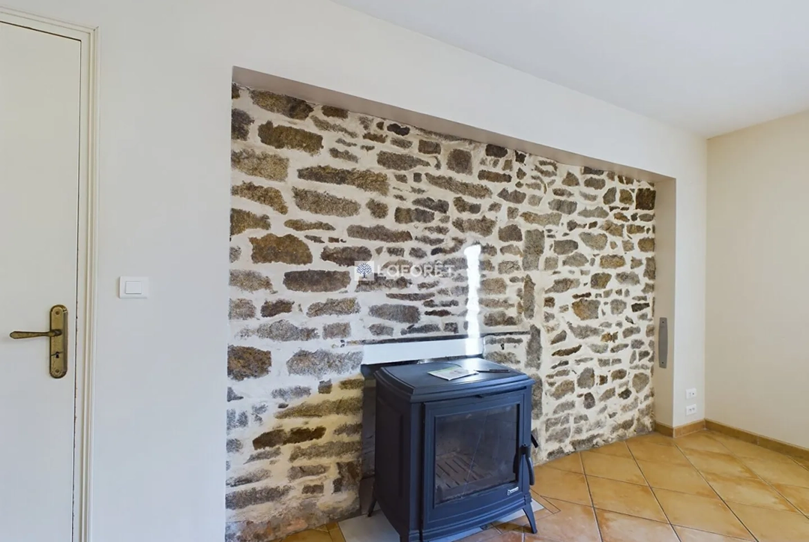 Charmante maison en pierres à Confort-Meilars proche des plages 