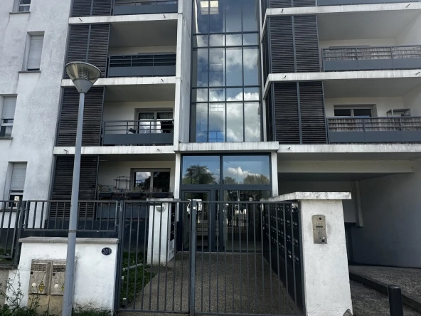Appartement T3 à Toulouse dans résidence sécurisée avec parking – Investissement locatif rentable
