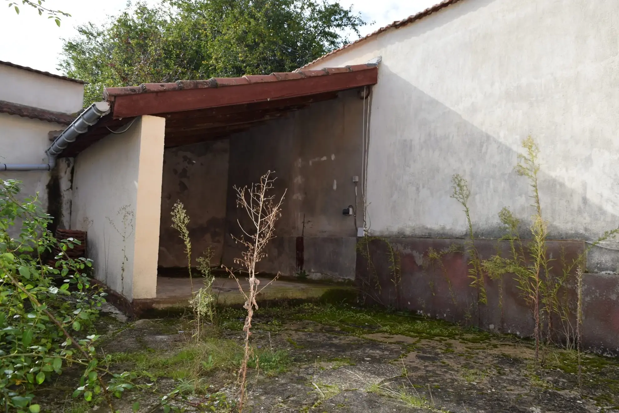Belle maison de 85 m² à vendre à Villemontais avec jardin et garage 