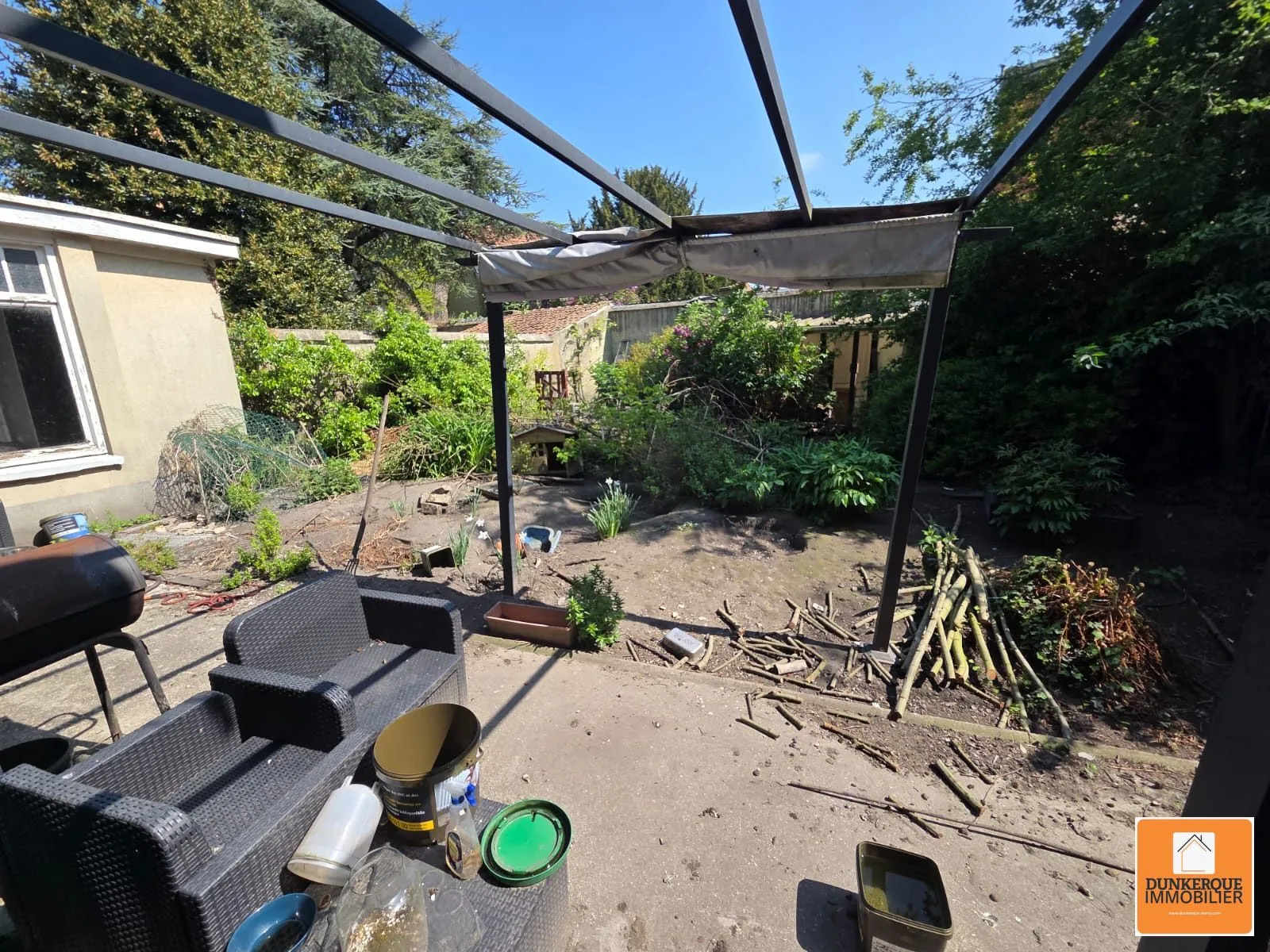 Maison à vendre à Bourbourg - Grand potentiel, environ 194 m², jardin, à rénover 