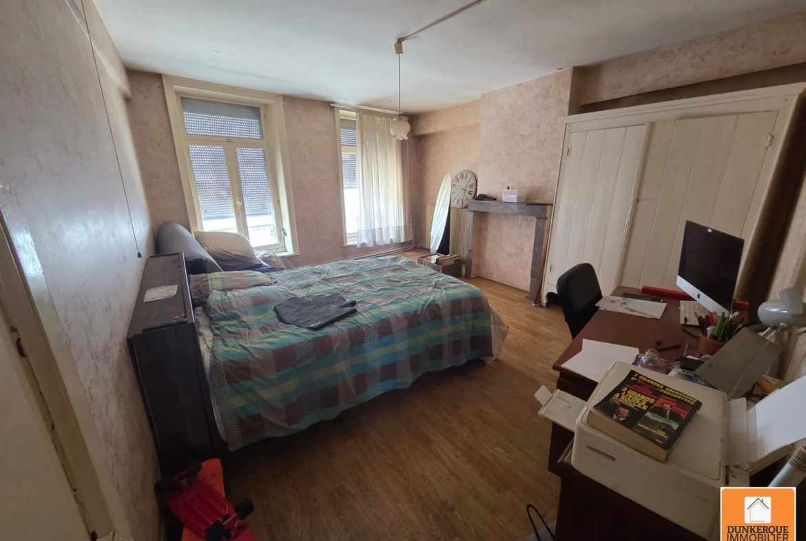 Maison à vendre à Bourbourg - Grand potentiel, environ 194 m², jardin, à rénover 