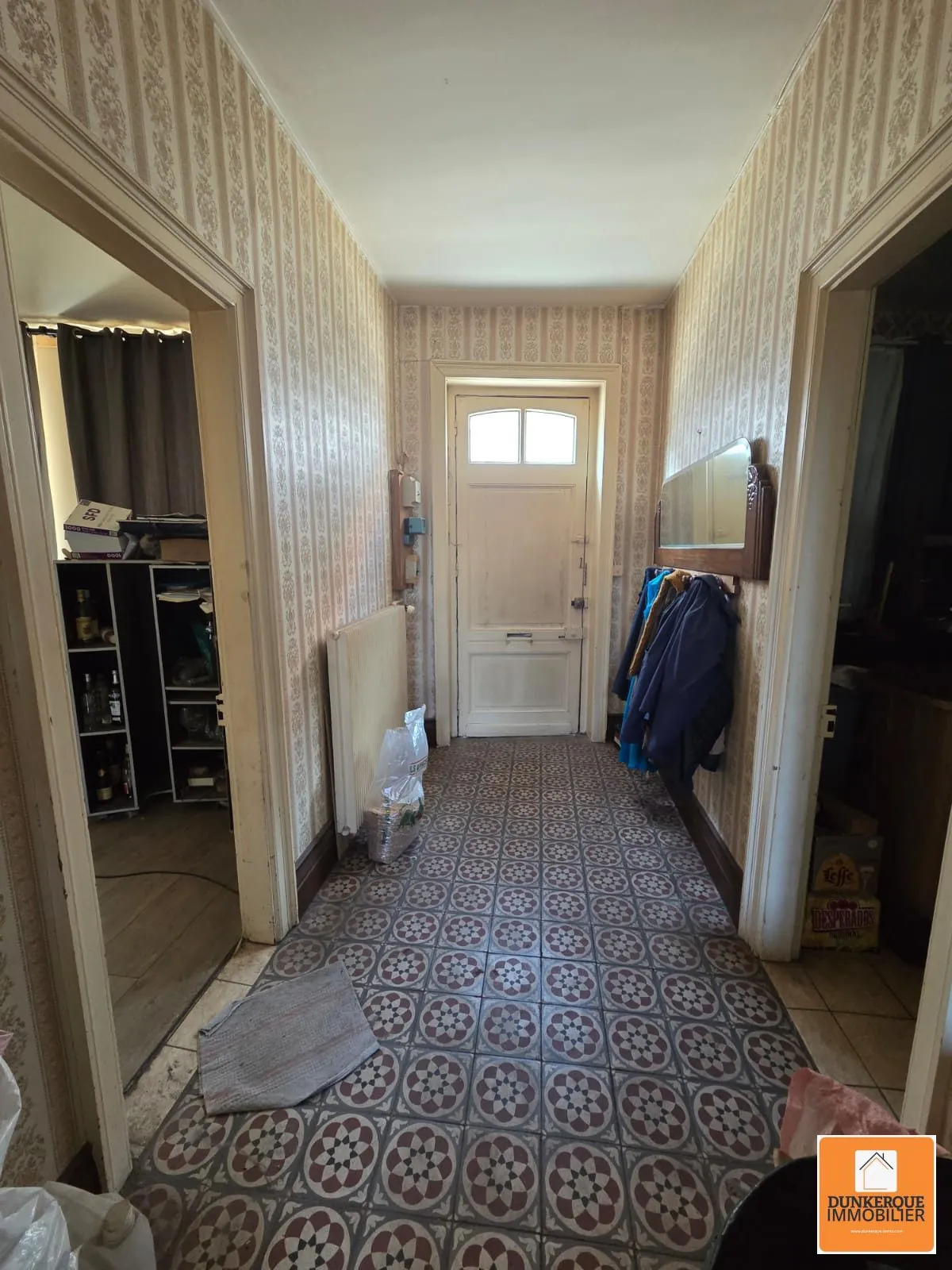 Maison à vendre à Bourbourg - Grand potentiel, environ 194 m², jardin, à rénover 