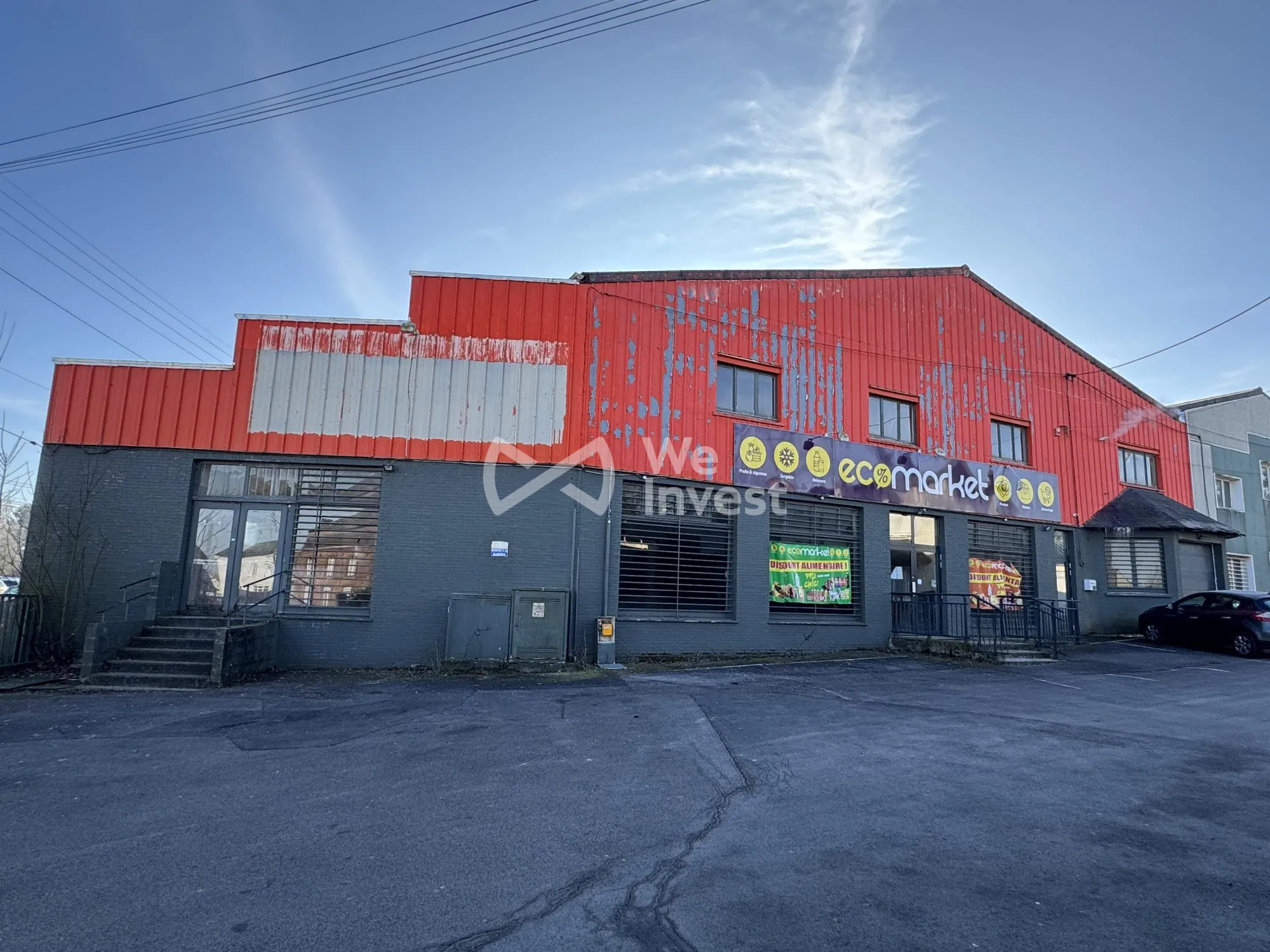 Grande surface commerciale à vendre à Fourmies - 700 m² avec parking 