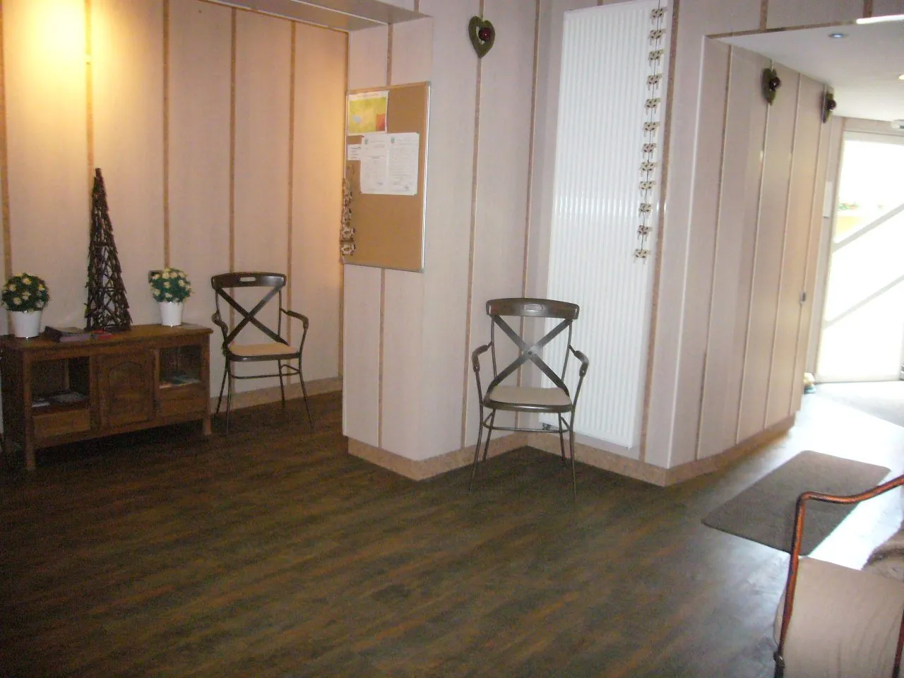 Résidence hôtelière avec 19 appartements à Gérardmer - activité saisonnière et conciergerie performantes 