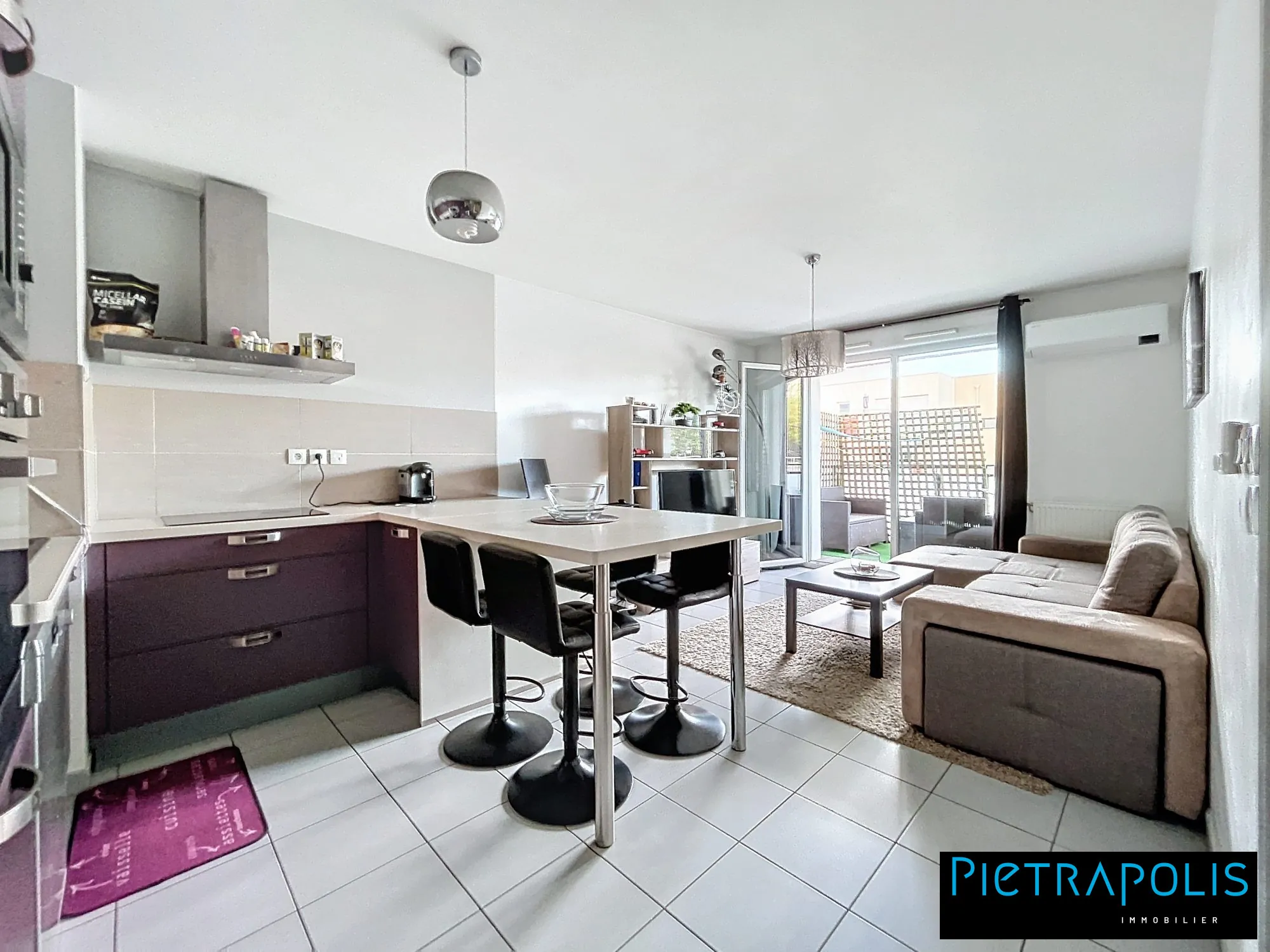 Appartements à vendre à Saint-Fons - 3 pièces, 56 m², proche commodités 