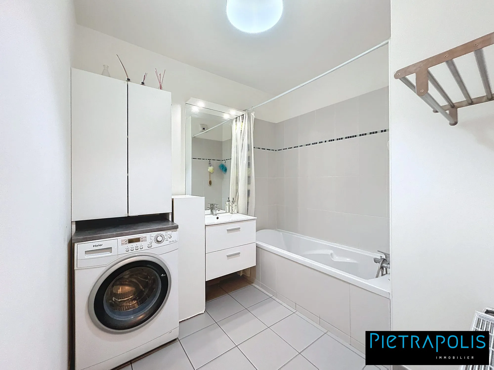 Appartements à vendre à Saint-Fons - 3 pièces, 56 m², proche commodités 