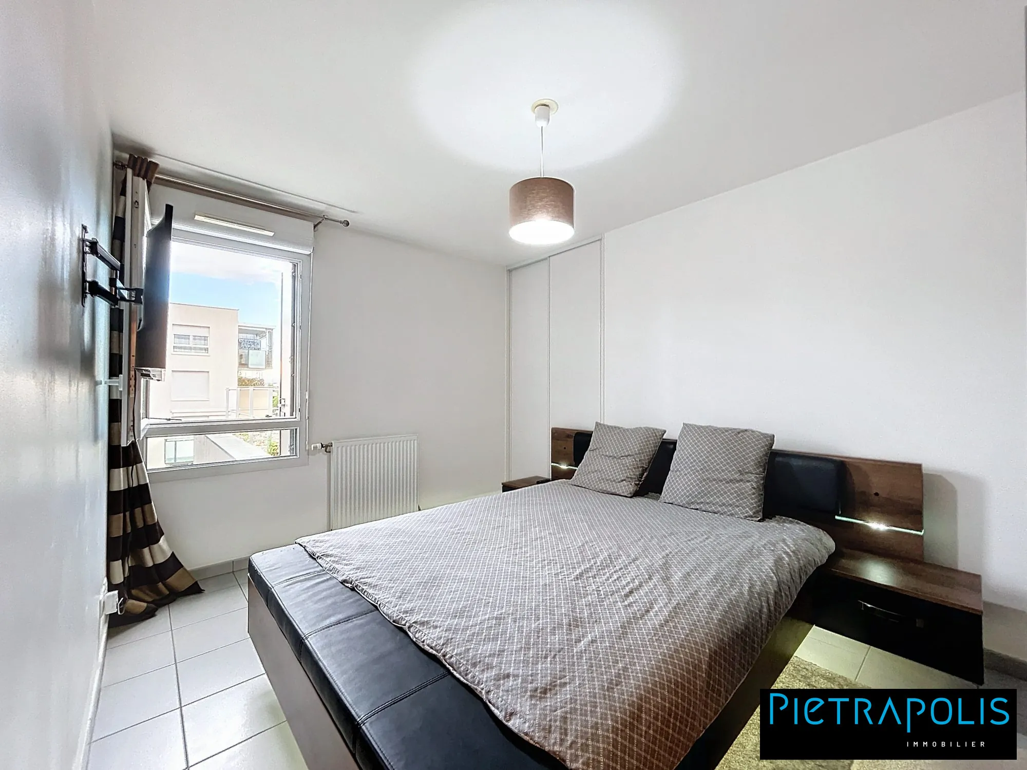 Appartements à vendre à Saint-Fons - 3 pièces, 56 m², proche commodités 