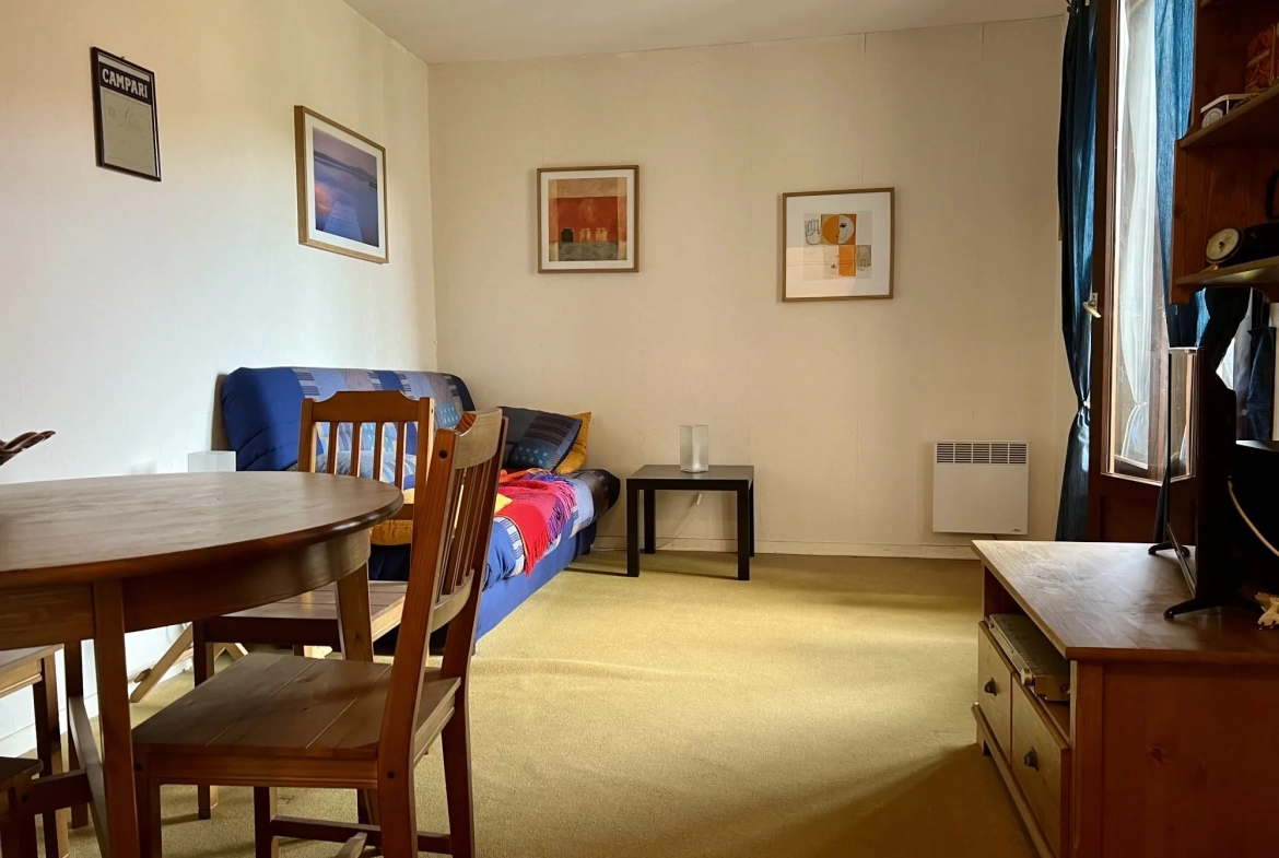 Studio à vendre à Blonville-sur-Mer avec balcon, parking privé et résidence calme 