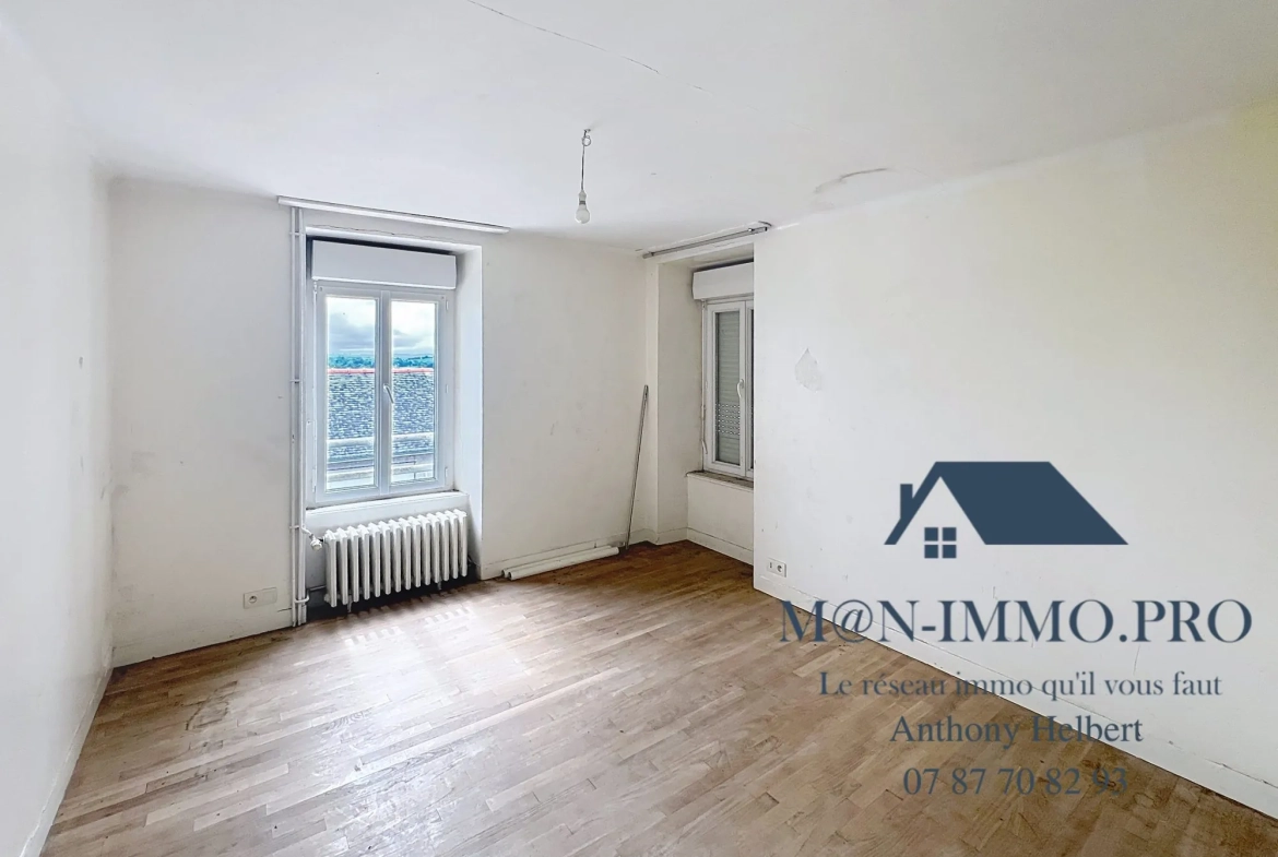 Maison en pierre à Plessala - 146 m² à rénover avec atelier et potentiel d'aménagement 