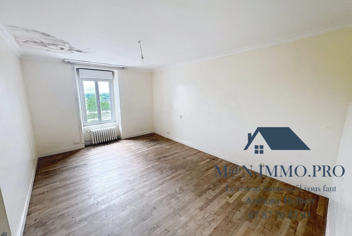Maison en pierre à Plessala - 146 m² à rénover avec atelier et potentiel d'aménagement 