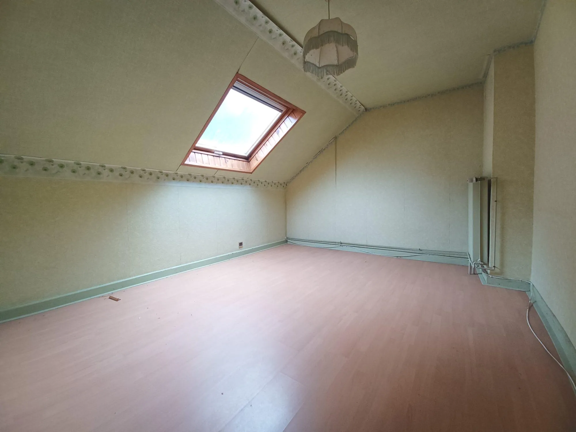 Maison à rénover de 65 m² avec jardin à Walscheid, proche Sarrebourg 