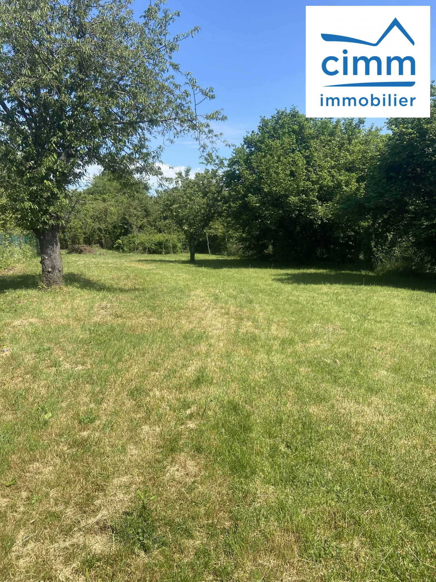 Terrain constructible à Amilly Viroy - Idéal pour votre maison familiale 
