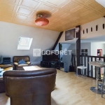 Bel appartement de style avec cachet au cœur de Pont-l'Abbé, 2 pièces, dernier étage