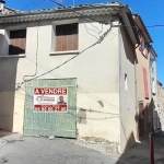 Maison de village avec garage à Pierrevert - 40 m² à rafraîchir
