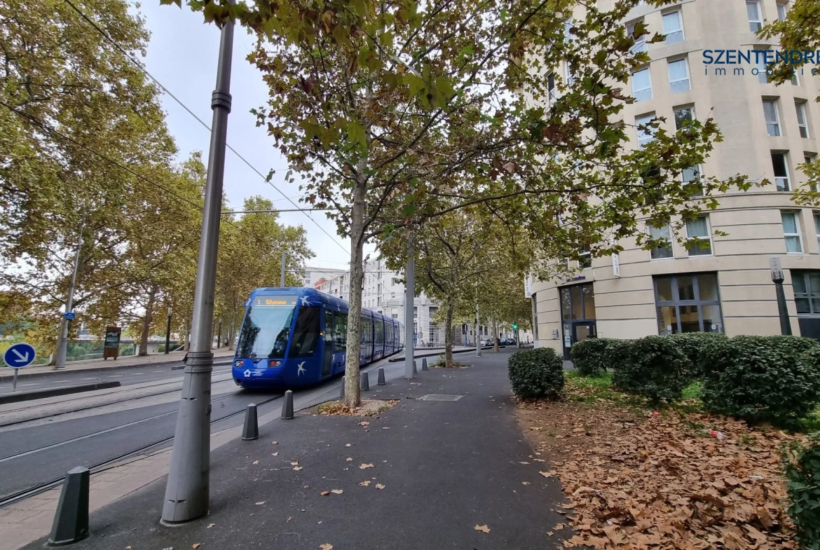 Appartement à vendre Montpellier Szentendrei immobilier Appartement 2 pièces à Montpellier Port Marianne – Investissement sécurisé 