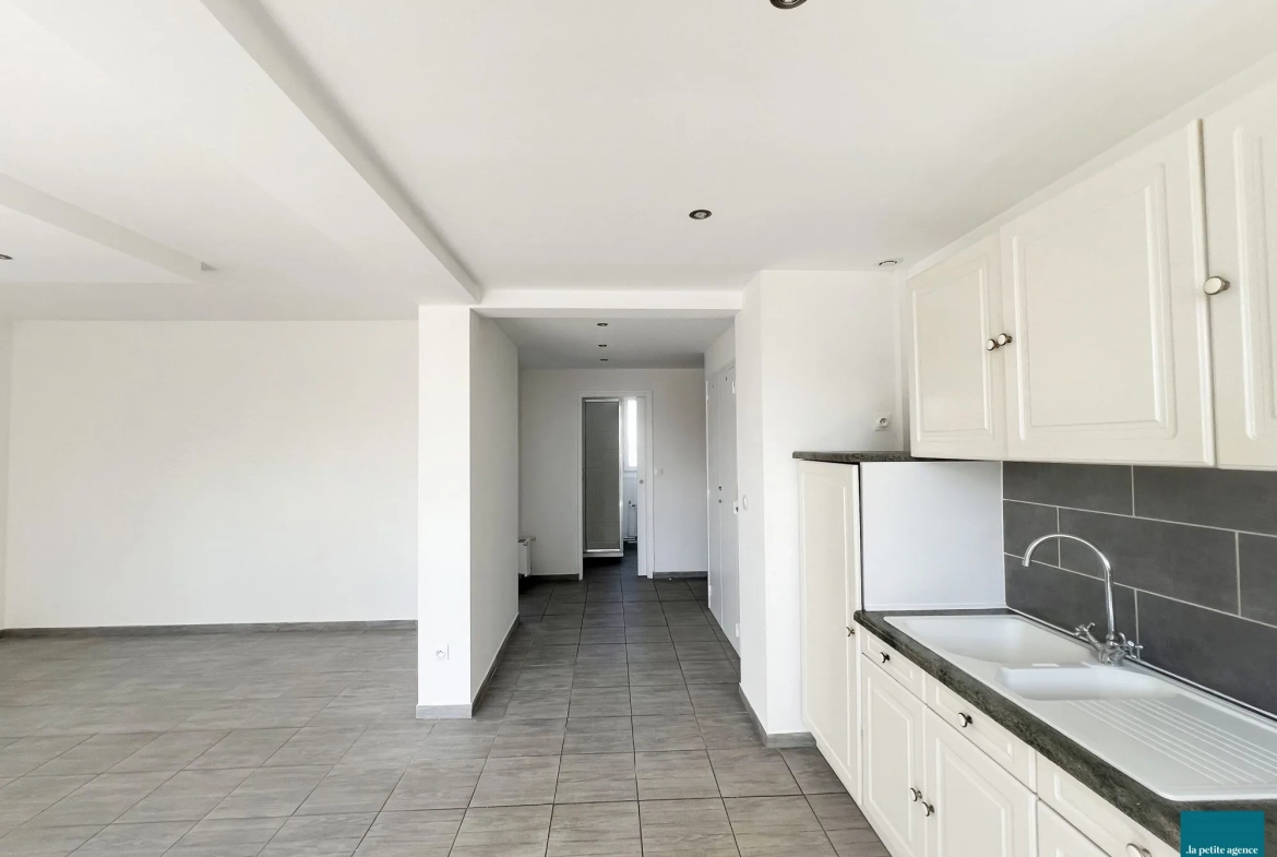 Appartement F2 à vendre à Hérouville-Saint-Clair, idéal premier achat ou investissement 
