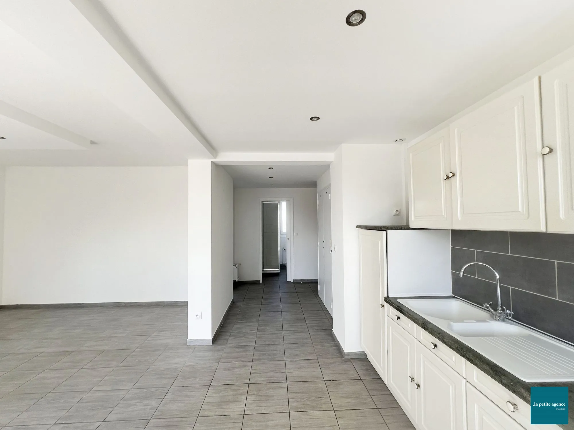 Appartement F2 à vendre à Hérouville-Saint-Clair, idéal premier achat ou investissement 