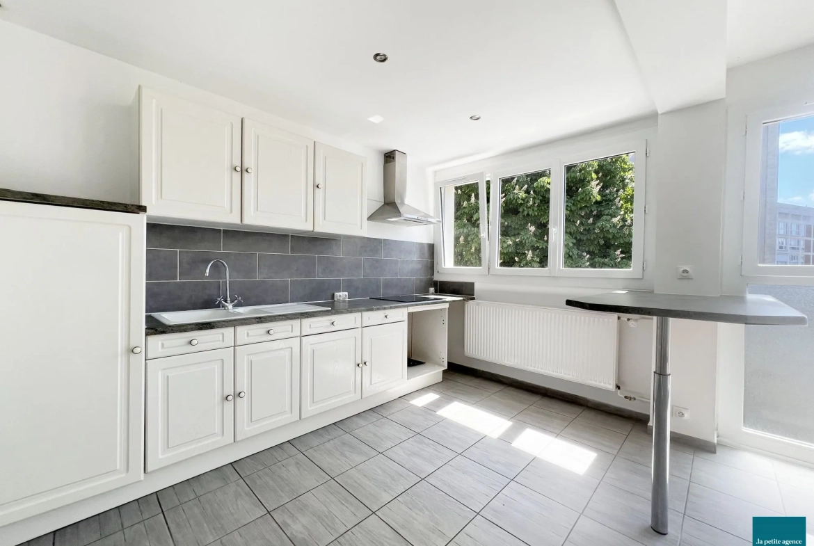 Appartement F2 à vendre à Hérouville-Saint-Clair, idéal premier achat ou investissement 
