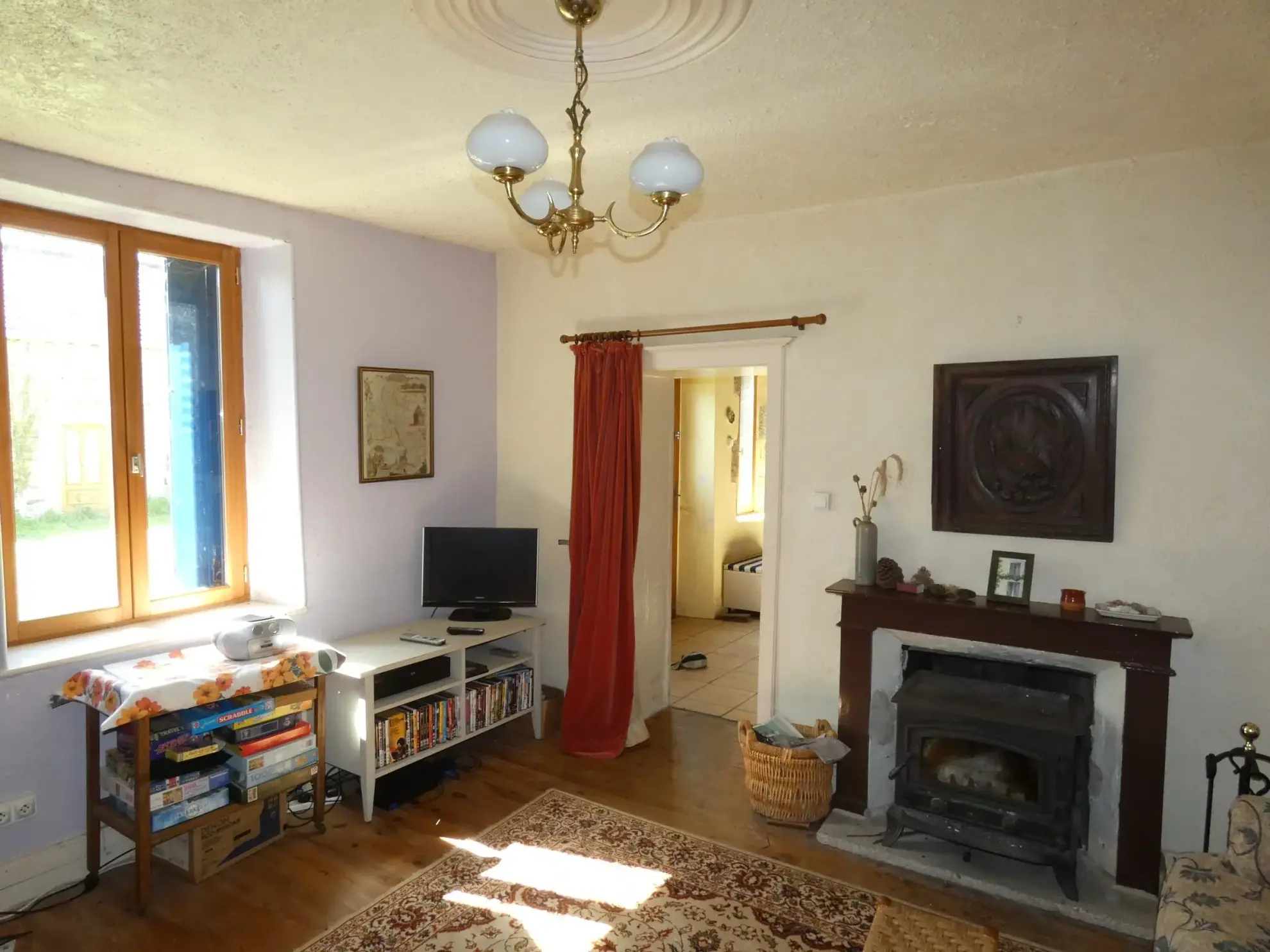 Maison en pierre à Jarnages de 123m² avec jardin et grange attenante 