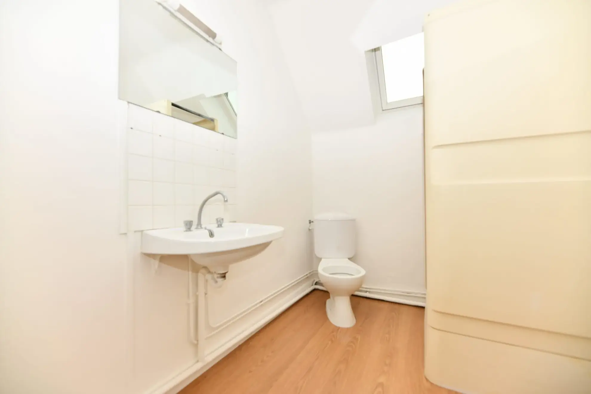 Immeuble résidentiel de 6 lots à Mauriac, 231 m², rénové, avec travaux de toiture en cours 
