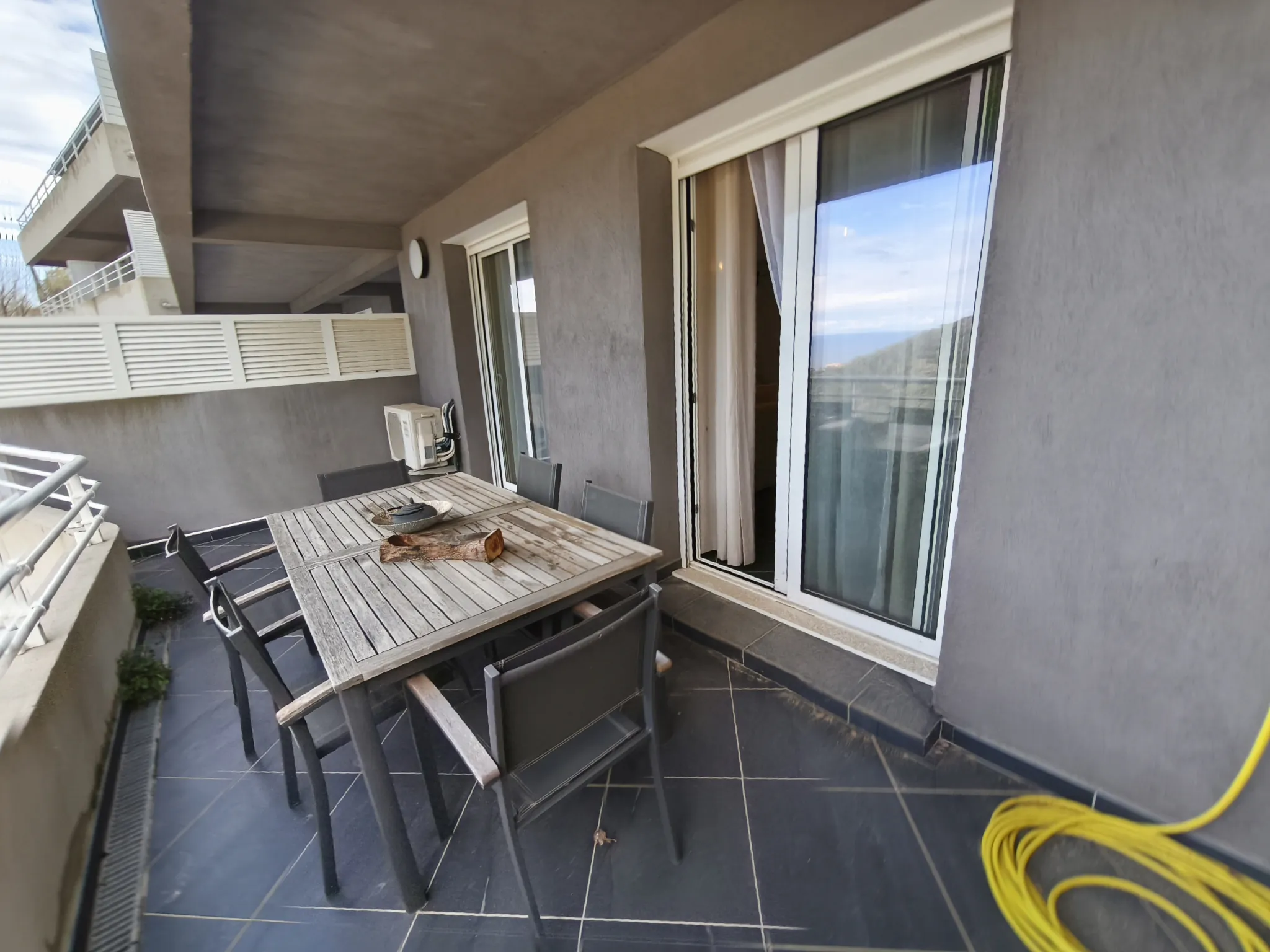 Appartement T2 récent avec vue mer à Ville-Di-Pietrabugno 