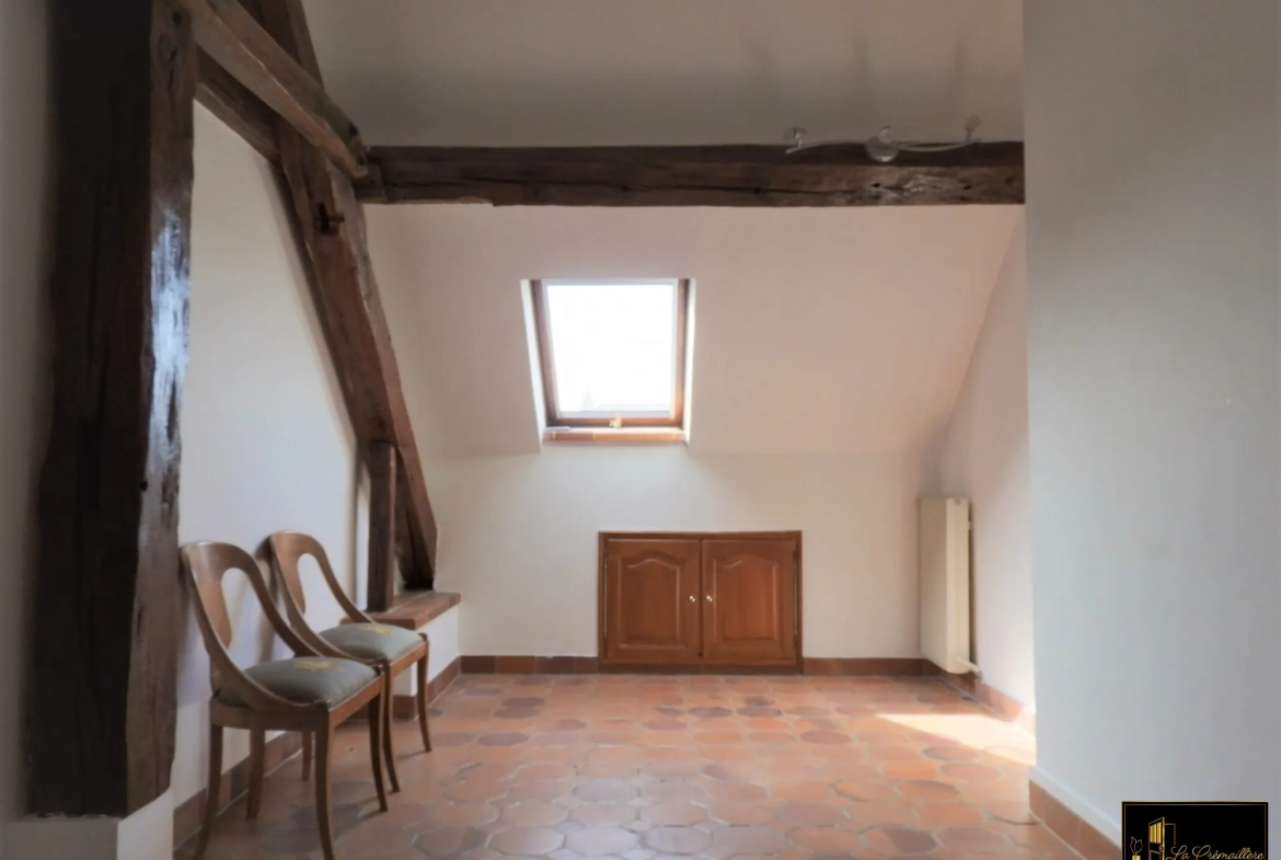 Bel appartement 3 chambres à Rochefort-en-Yvelines, dernier étage avec cave, proche forêt 