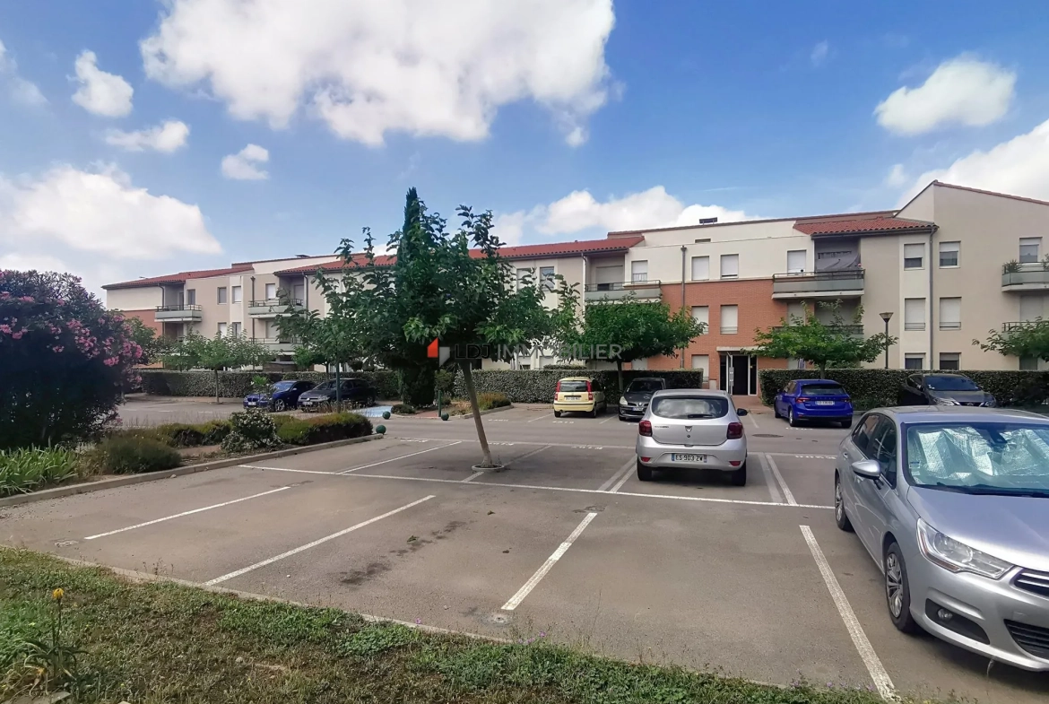 Appartement T3 à vendre à Saint-Estève avec terrasse et piscine 