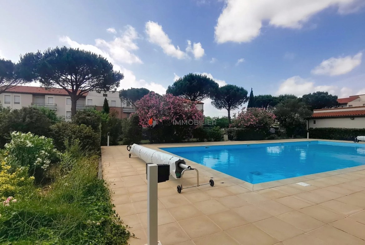 Appartement T3 à vendre à Saint-Estève avec terrasse et piscine 