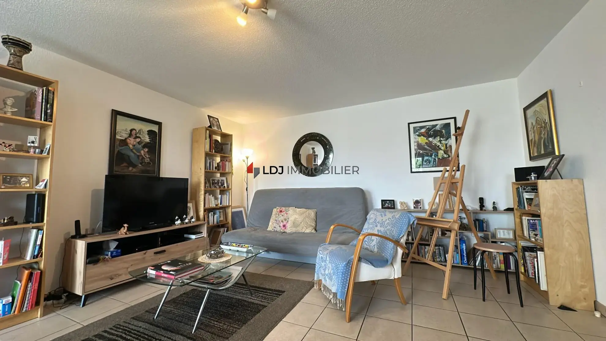 Appartement T3 à vendre à Saint-Estève avec terrasse et piscine 