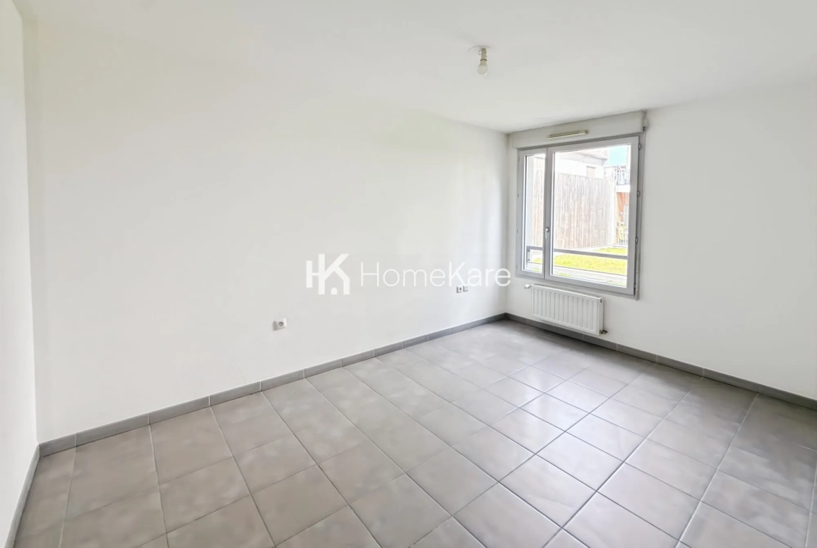 Bel appartement T3 à Toulouse avec terrasse et parking en rez-de-chaussée 