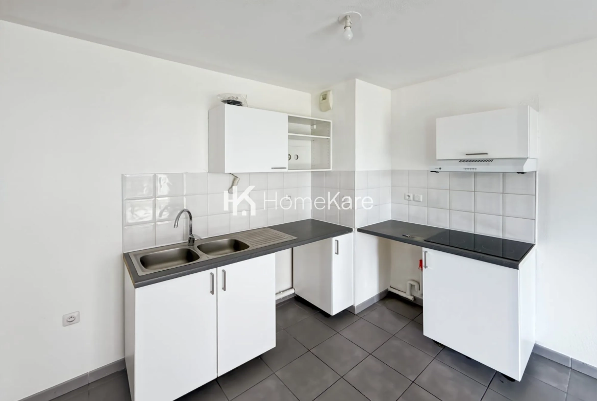 Bel appartement T3 à Toulouse avec terrasse et parking en rez-de-chaussée 