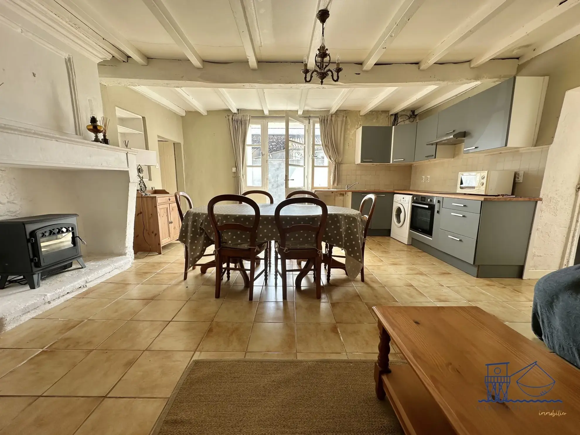 Maison charentaise avec vue sur l'estuaire de la Gironde à Floirac 